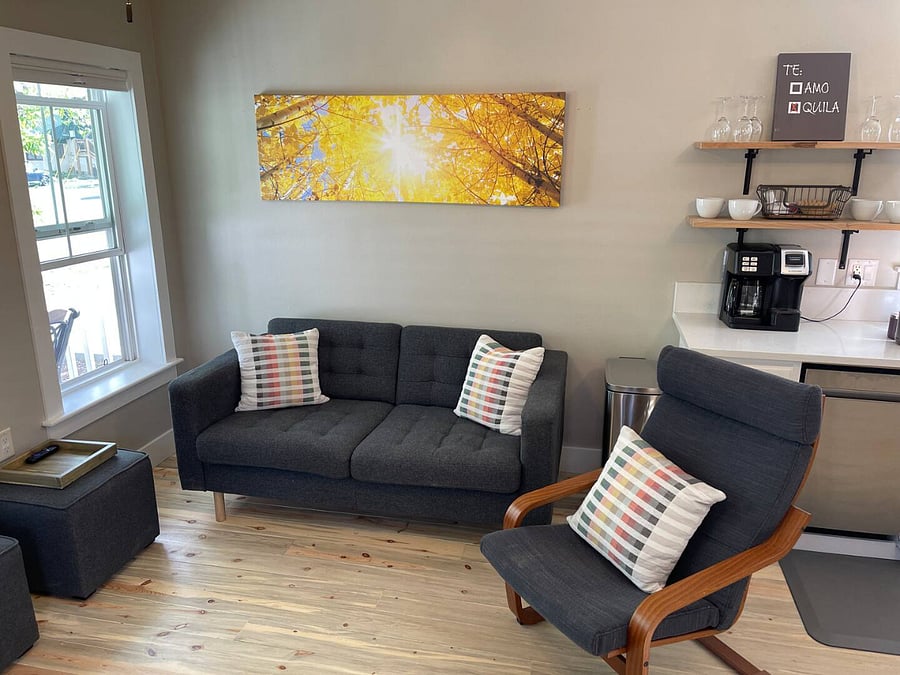 Furnished Finder property 659402_1 photo 2