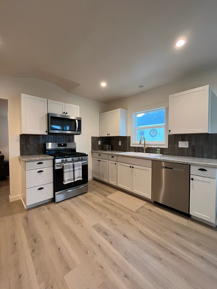Furnished Finder property 659498_1 photo 7