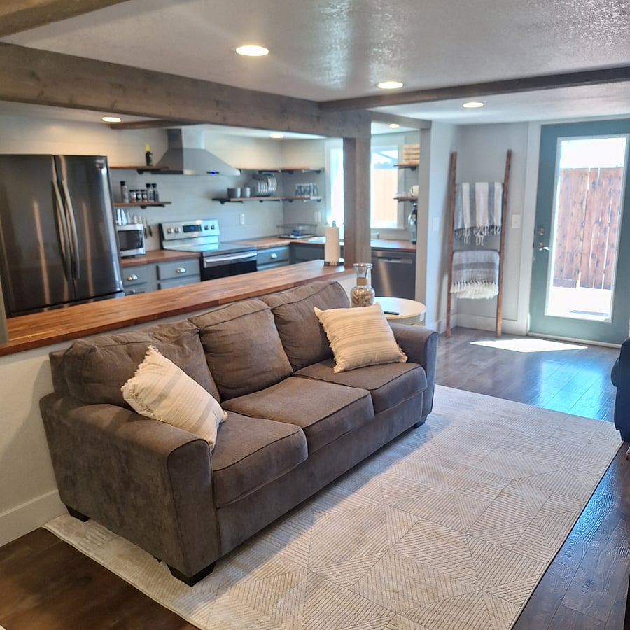 Furnished Finder property 659550_1 photo 3