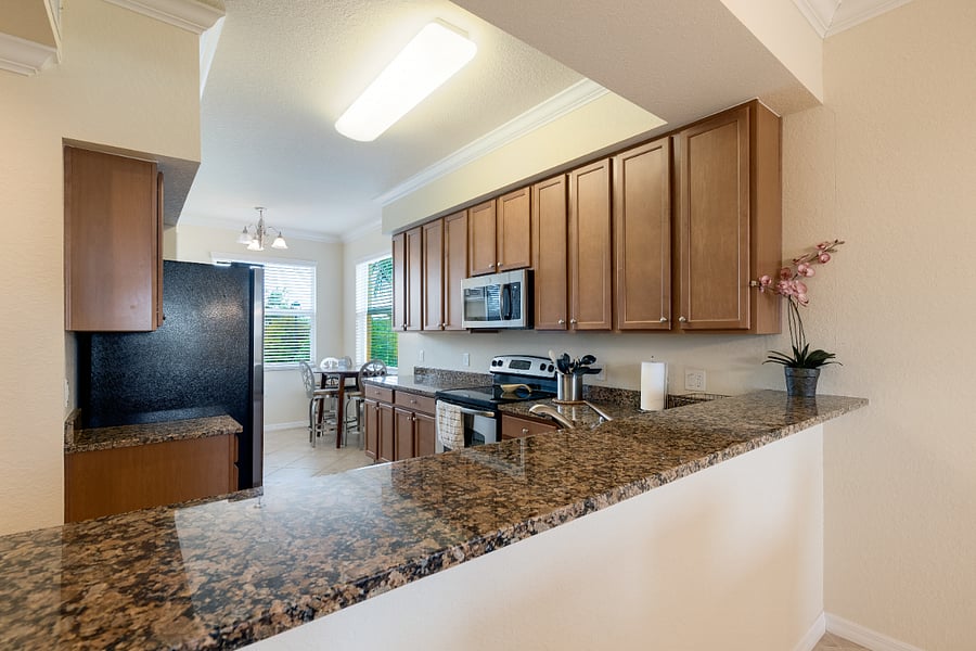 High bar kitchen counter area.