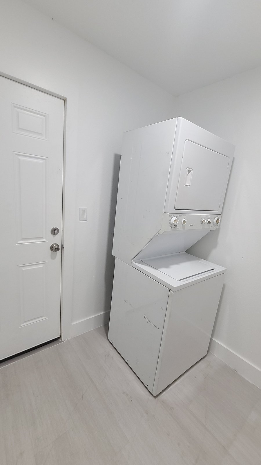 Furnished Finder property 659899_1 photo 13