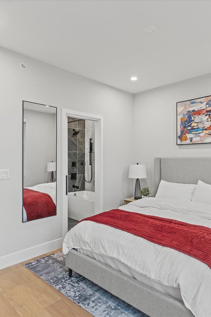 Furnished Finder property 659901_1 photo 13