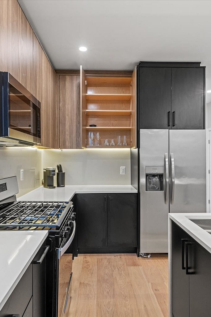 Furnished Finder property 659901_2 photo 9