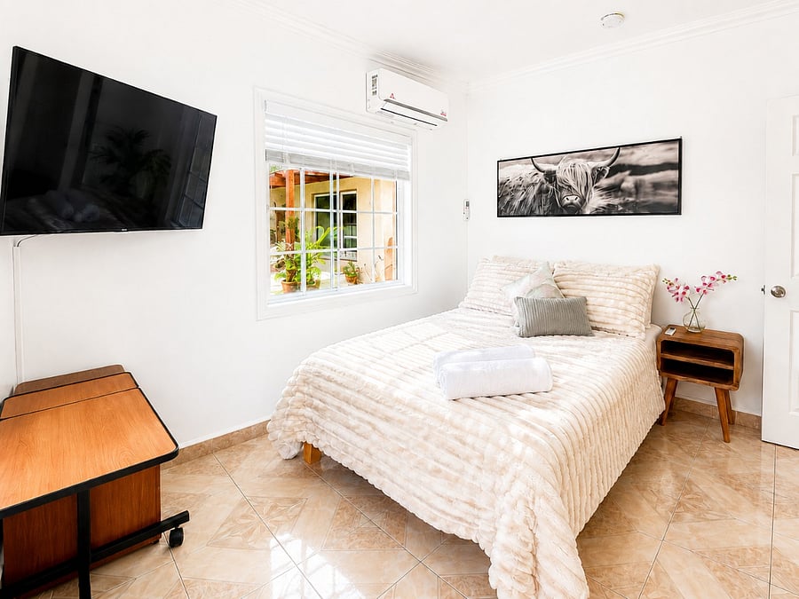 Furnished Finder property 659905_1 photo 25