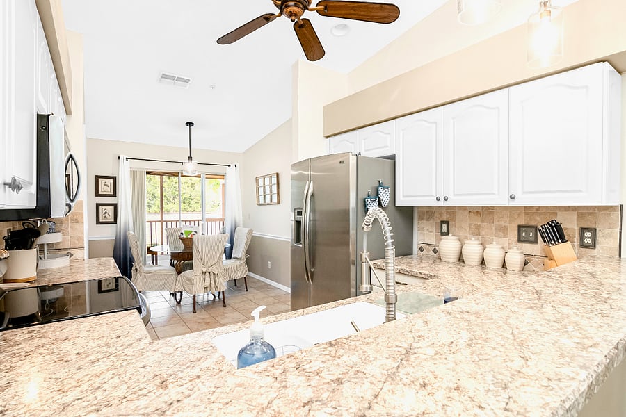 Eat-in kitchen with stainless appliances