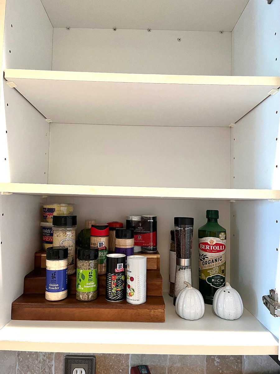 Starter supply of spices.