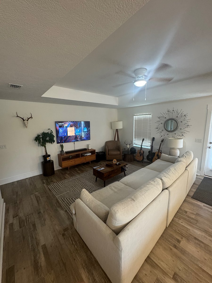 Furnished Finder property 659937_1 photo 3