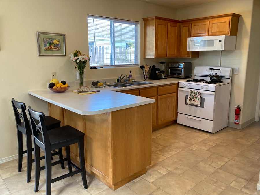 Prepare your own meals in the full kitchen