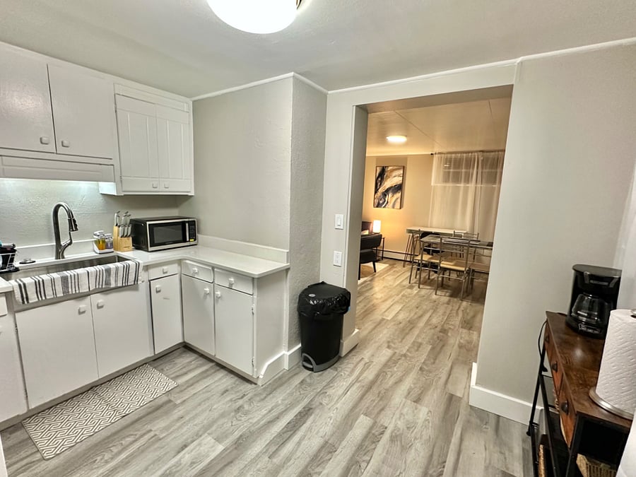Furnished Finder property 660022_2 photo 5