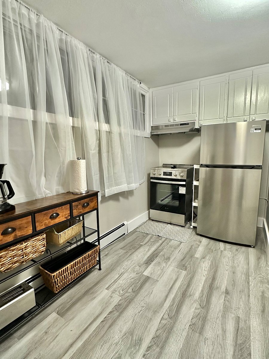 Furnished Finder property 660022_2 photo 6