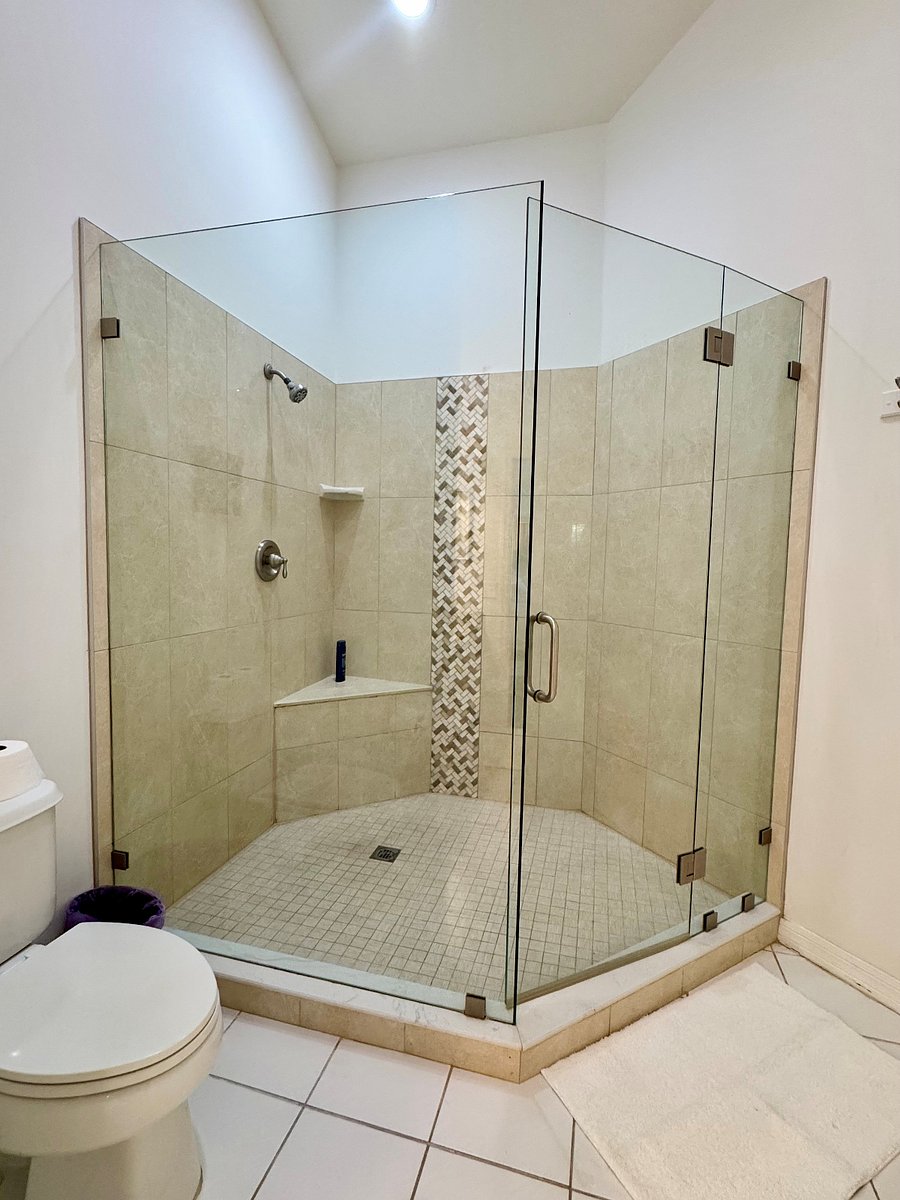 Furnished Finder property 660096_1 photo 16