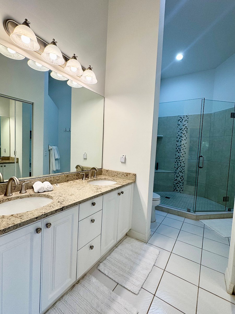 Furnished Finder property 660096_1 photo 15