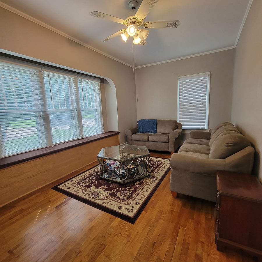 Furnished Finder property 660110_1 photo 3