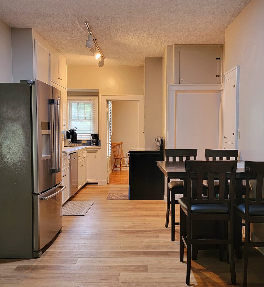 Furnished Finder property 660110_1 photo 9
