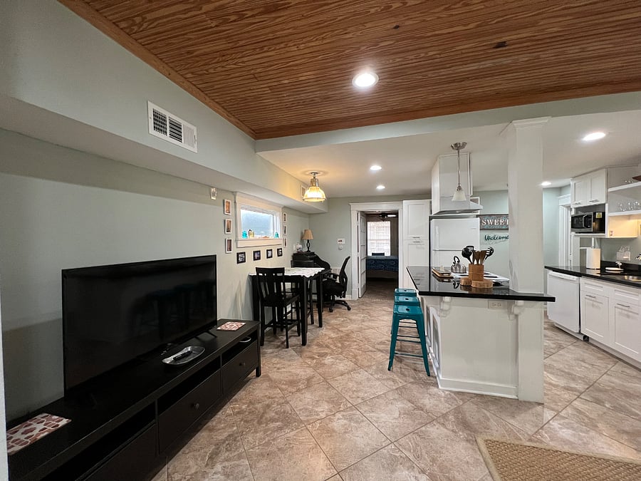 Furnished Finder property 660132_1 photo 5