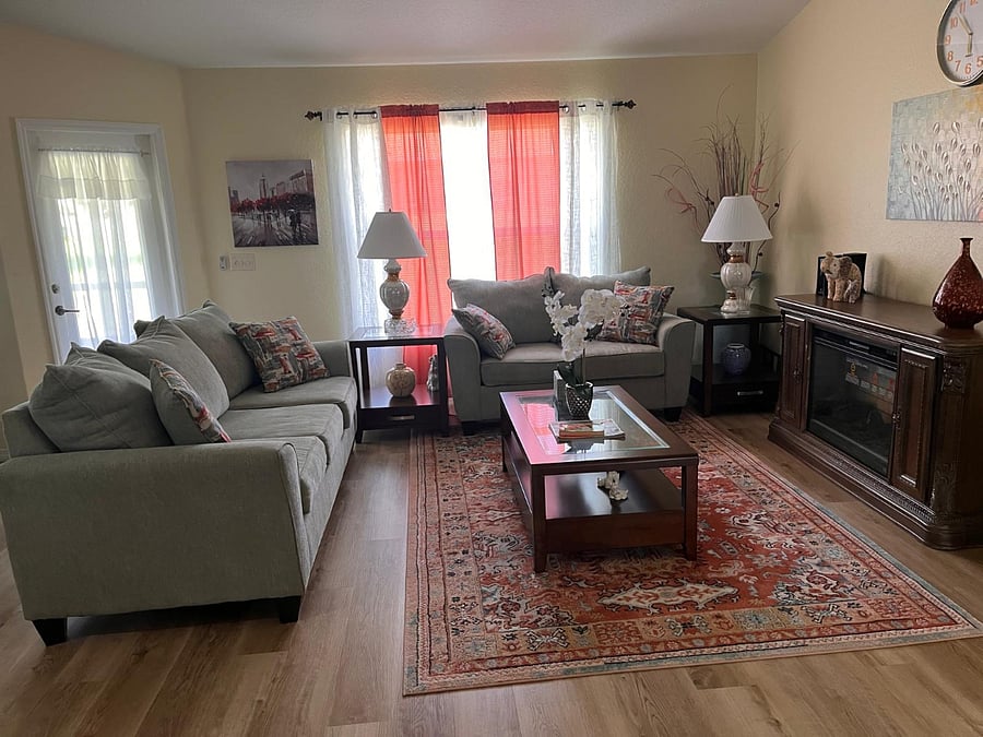 Furnished Finder property 660140_1 photo 4