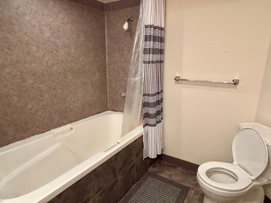 Furnished Finder property 660180_1 photo 11