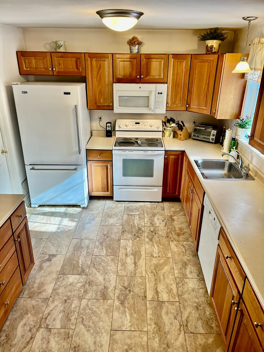 Furnished Finder property 660253_1 photo 14