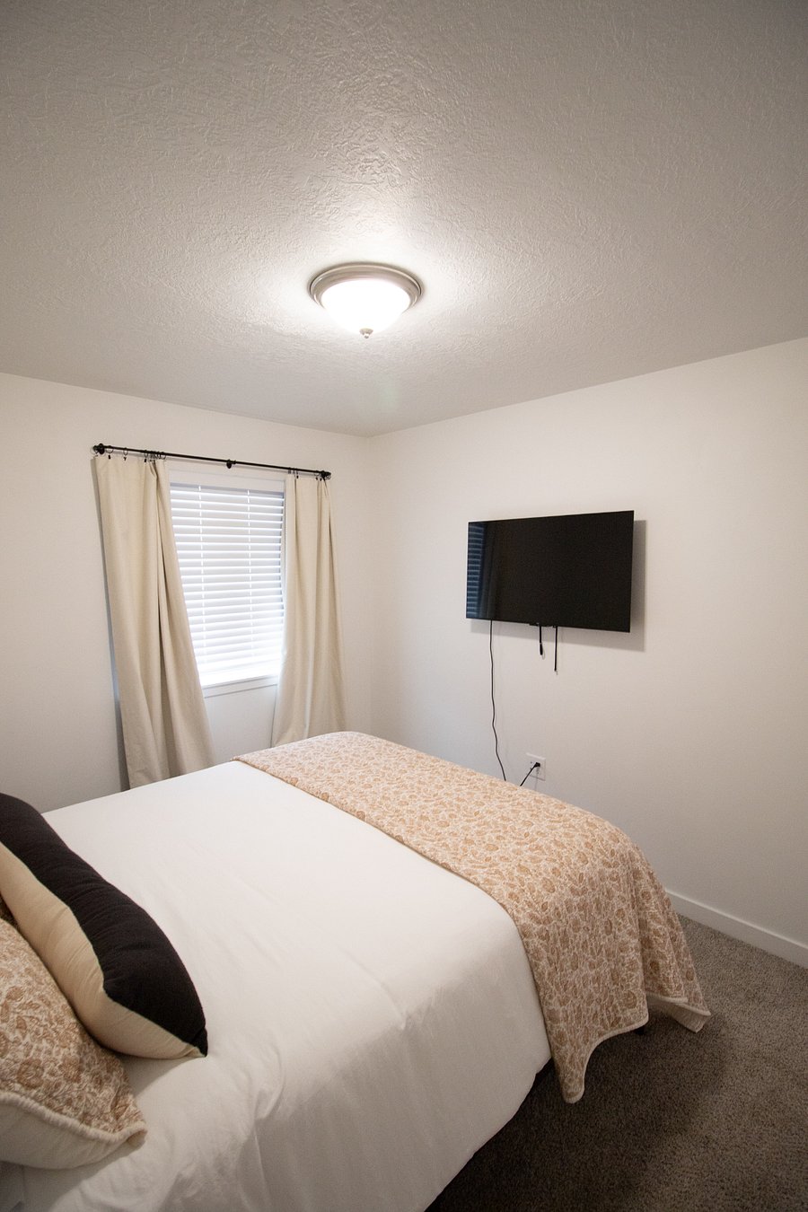 Furnished Finder property 660256_3 photo 8