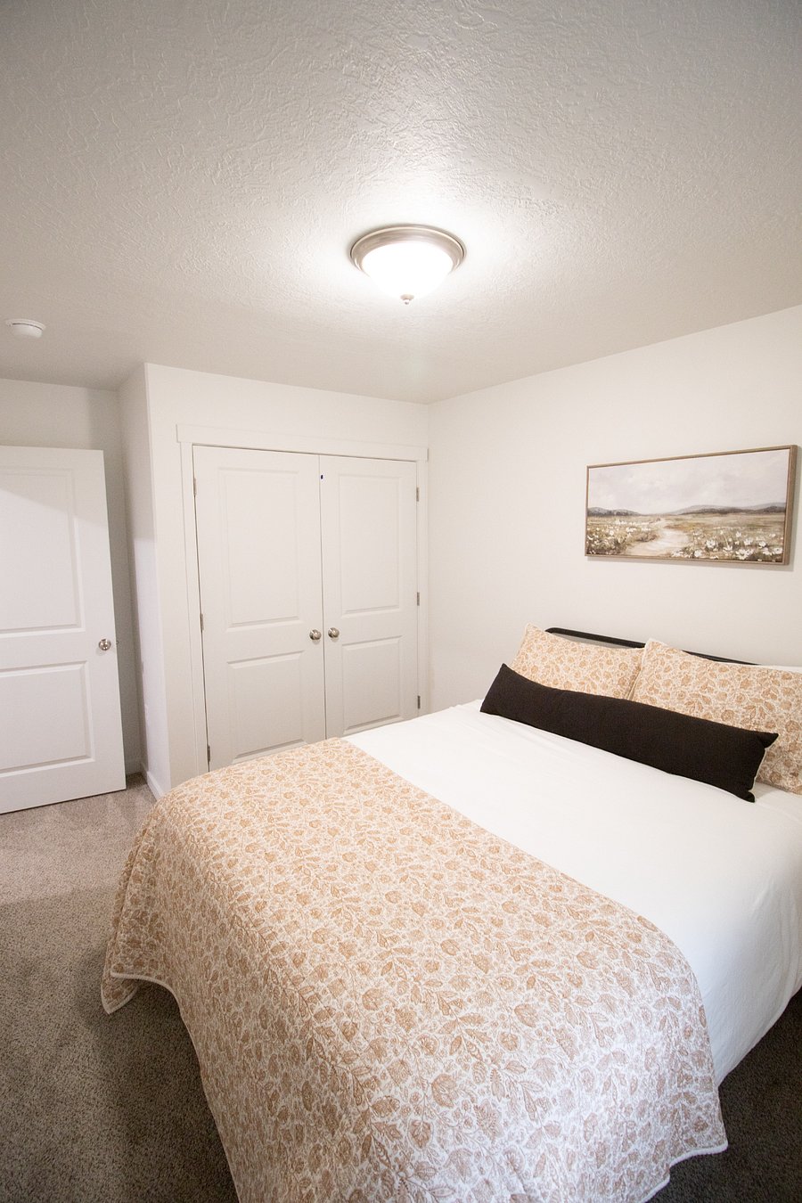 Furnished Finder property 660256_3 photo 10