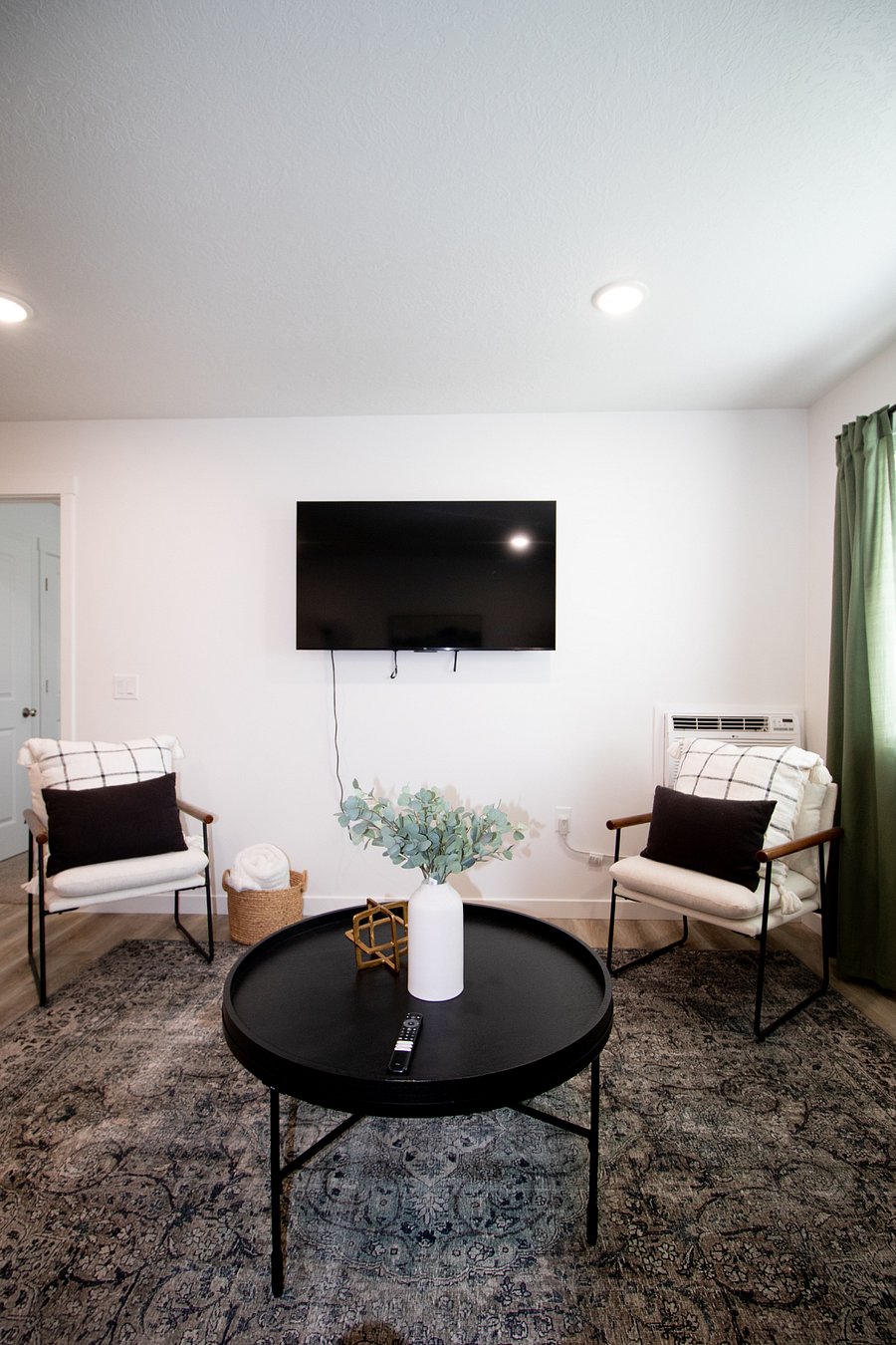 Furnished Finder property 660256_4 photo 10