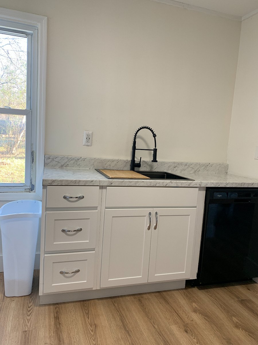 Furnished Finder property 660322_1 photo 3