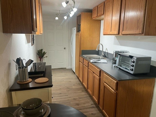 Furnished Finder property 660340_1 photo 3