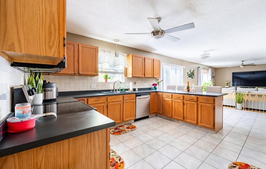 Furnished Finder property 660387_1 photo 6