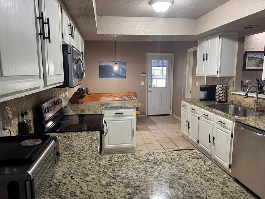 Furnished Finder property 660397_1 photo 3