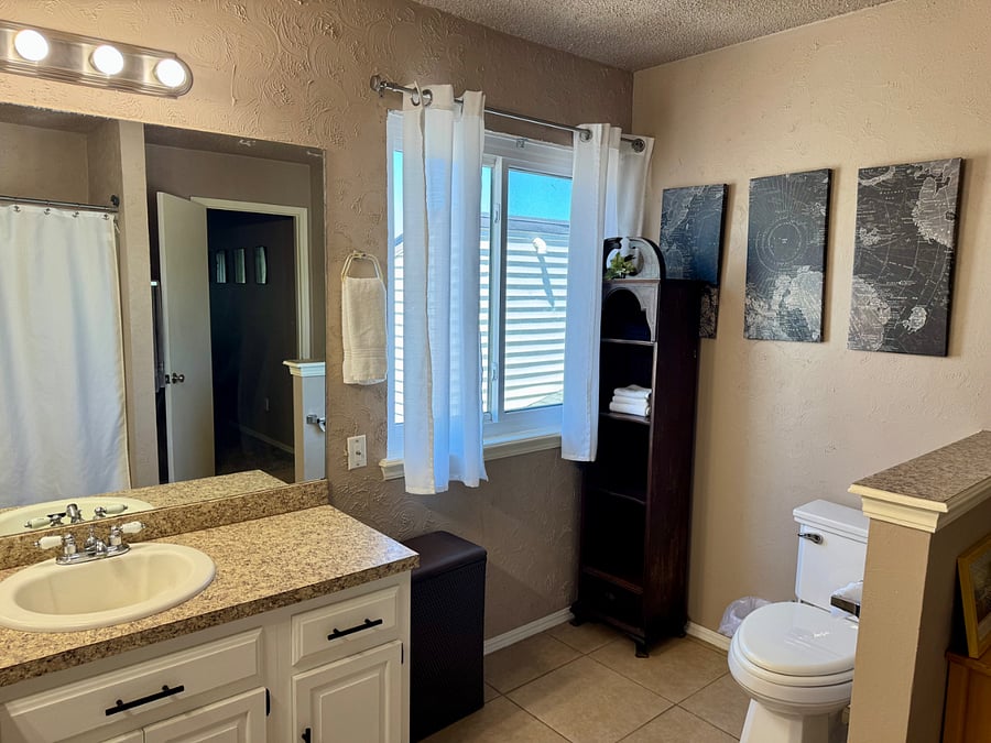 Furnished Finder property 660397_1 photo 37