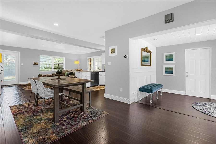 Furnished Finder property 660402_1 photo 8