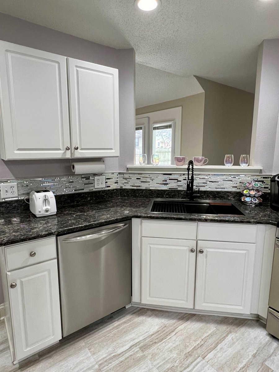 Furnished Finder property 660413_1 photo 17