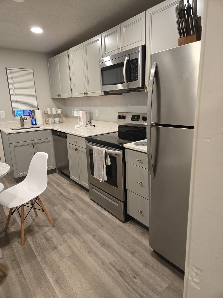 Furnished Finder property 660421_3 photo 8