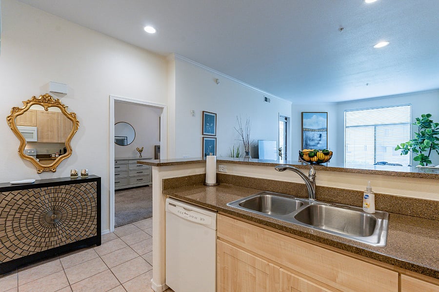 Furnished Finder property 660432_1 photo 23