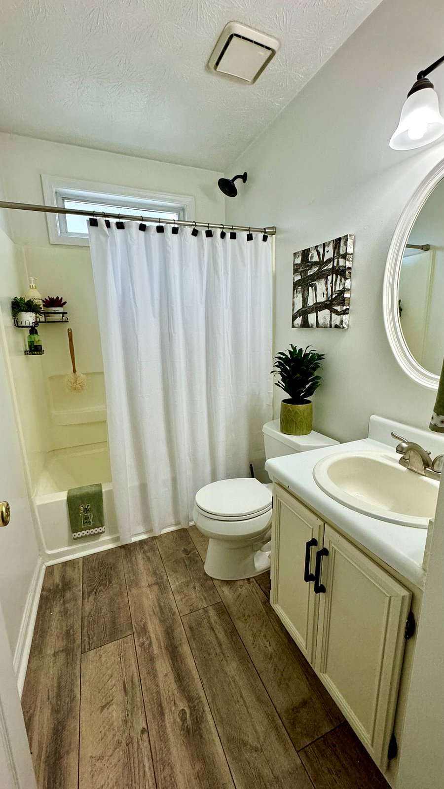 Furnished Finder property 660517_1 photo 13