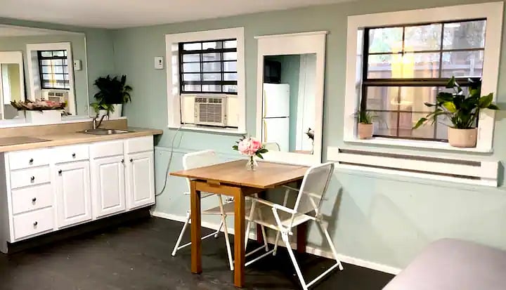 Kitchenette