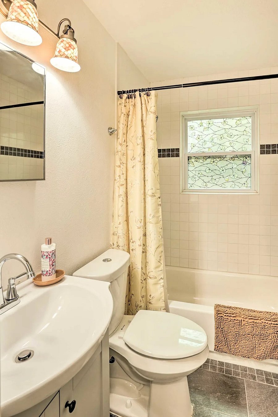 Furnished Finder property 660557_1 photo 11