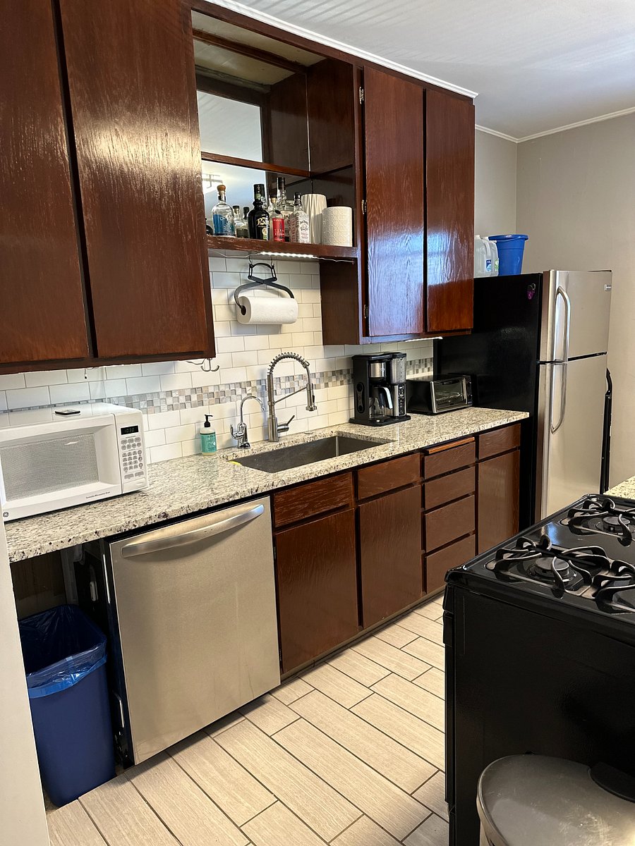 Updated kitchen with granite, gas range and full size fridge