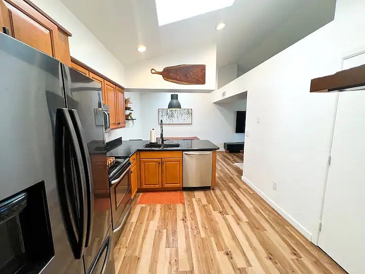 Furnished Finder property 660655_1 photo 4
