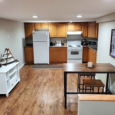Furnished Finder property 660707_1 photo 3
