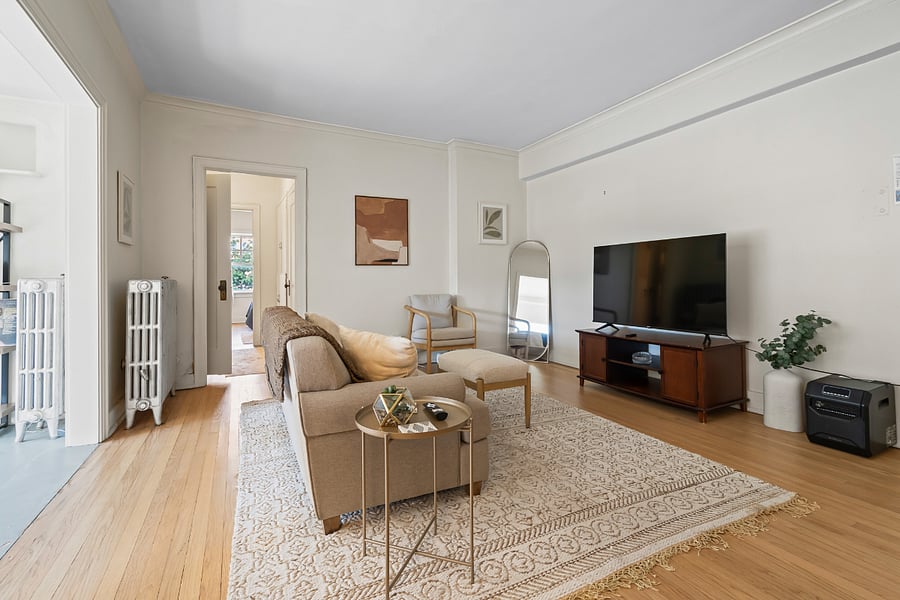 2 Bedroom Apartment