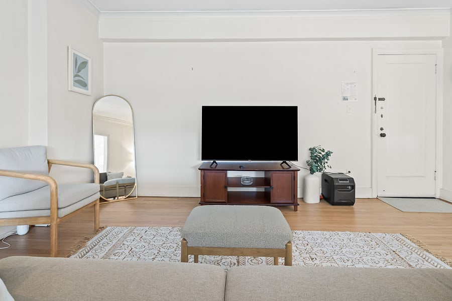 2 Bedroom Apartment