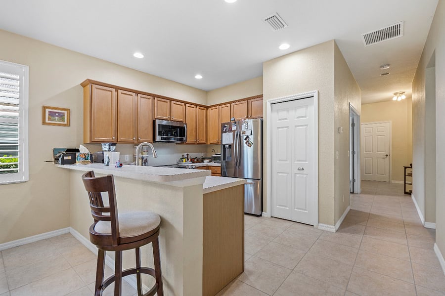 Furnished Finder property 660750_1 photo 7