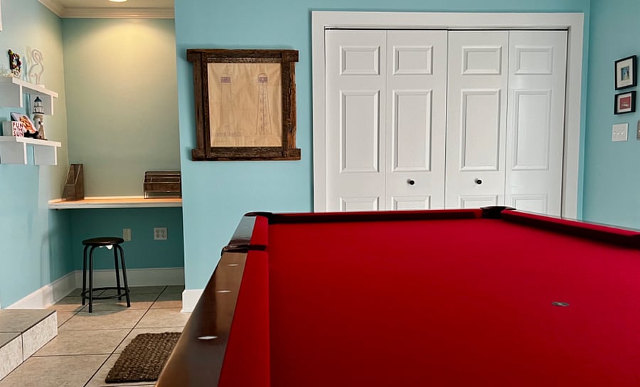Game-room office laundry-room