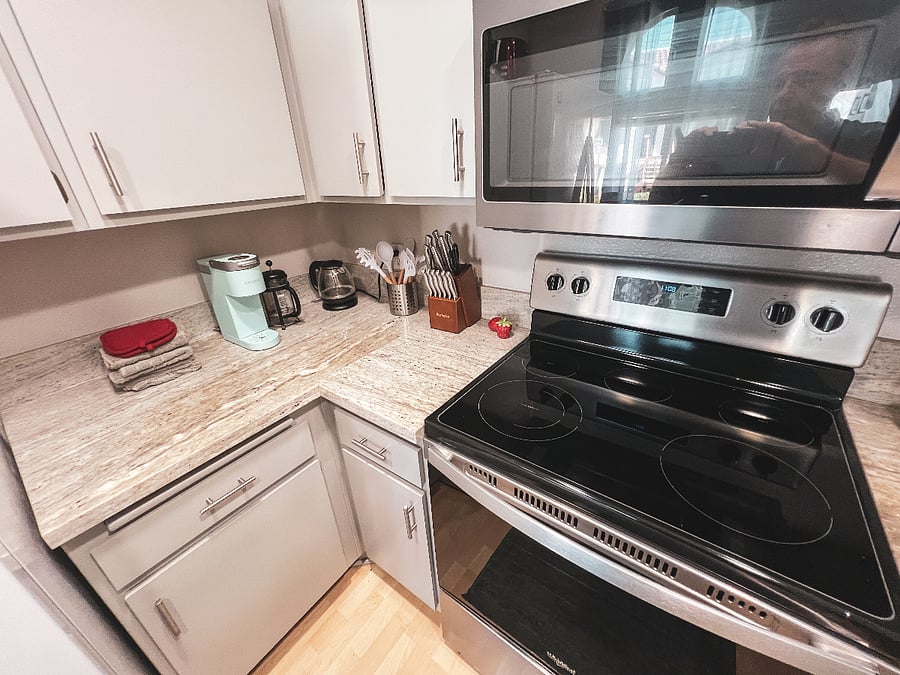 Furnished Finder property 660805_1 photo 8