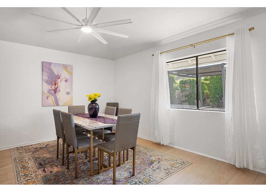 Furnished Finder property 660836_1 photo 32