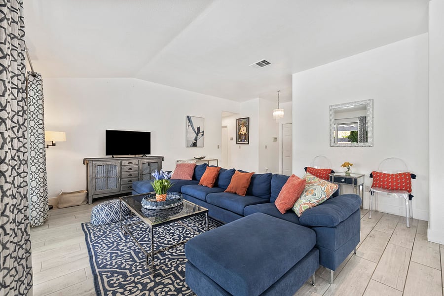 Furnished Finder property 660836_1 photo 13