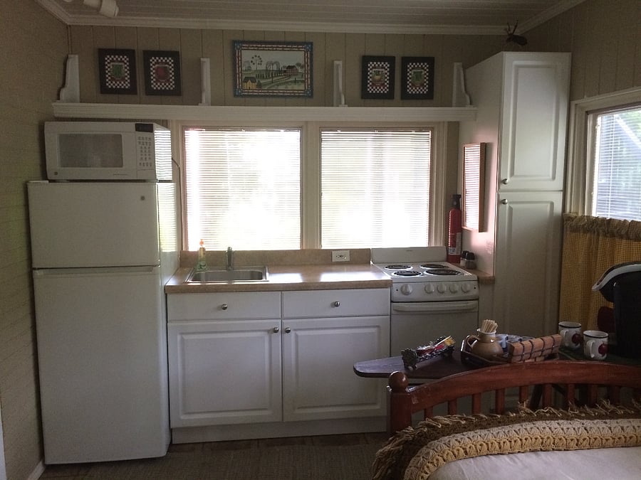 Efficient, well-equipped kitchen makes meal preps and clean up a breeze.