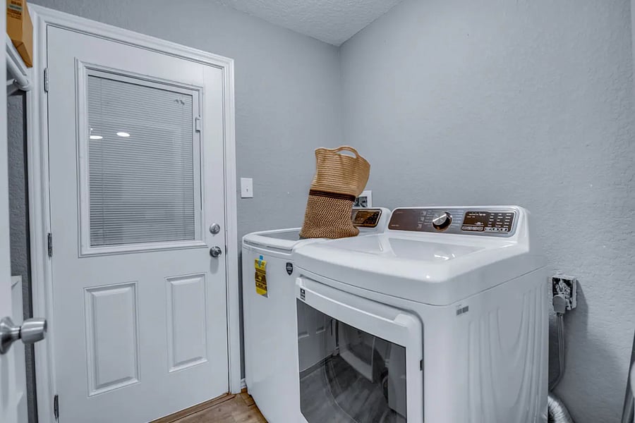 Furnished Finder property 660966_1 photo 9