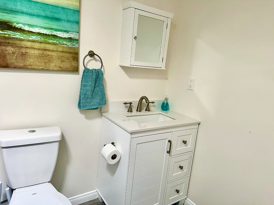 Bathroom supplies included. 